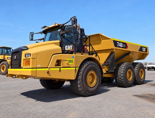 Cat 740GC articulated dump truck
